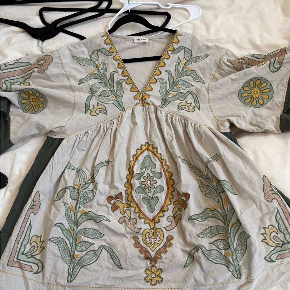 Embroidered flutter sleeve summer dress